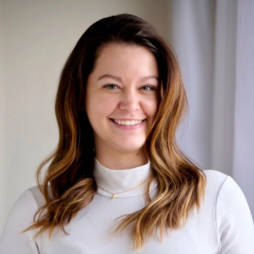 Laura Darr